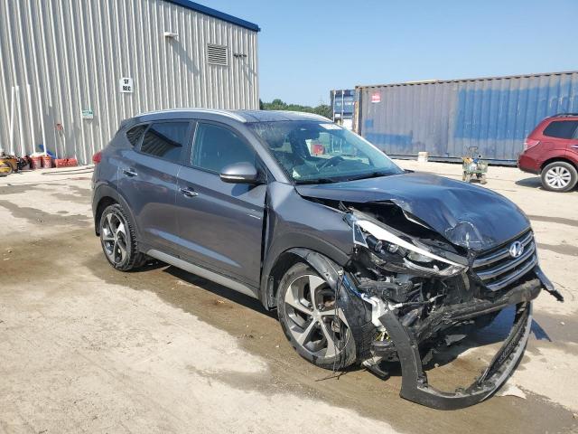  HYUNDAI TUCSON 2017 Серый