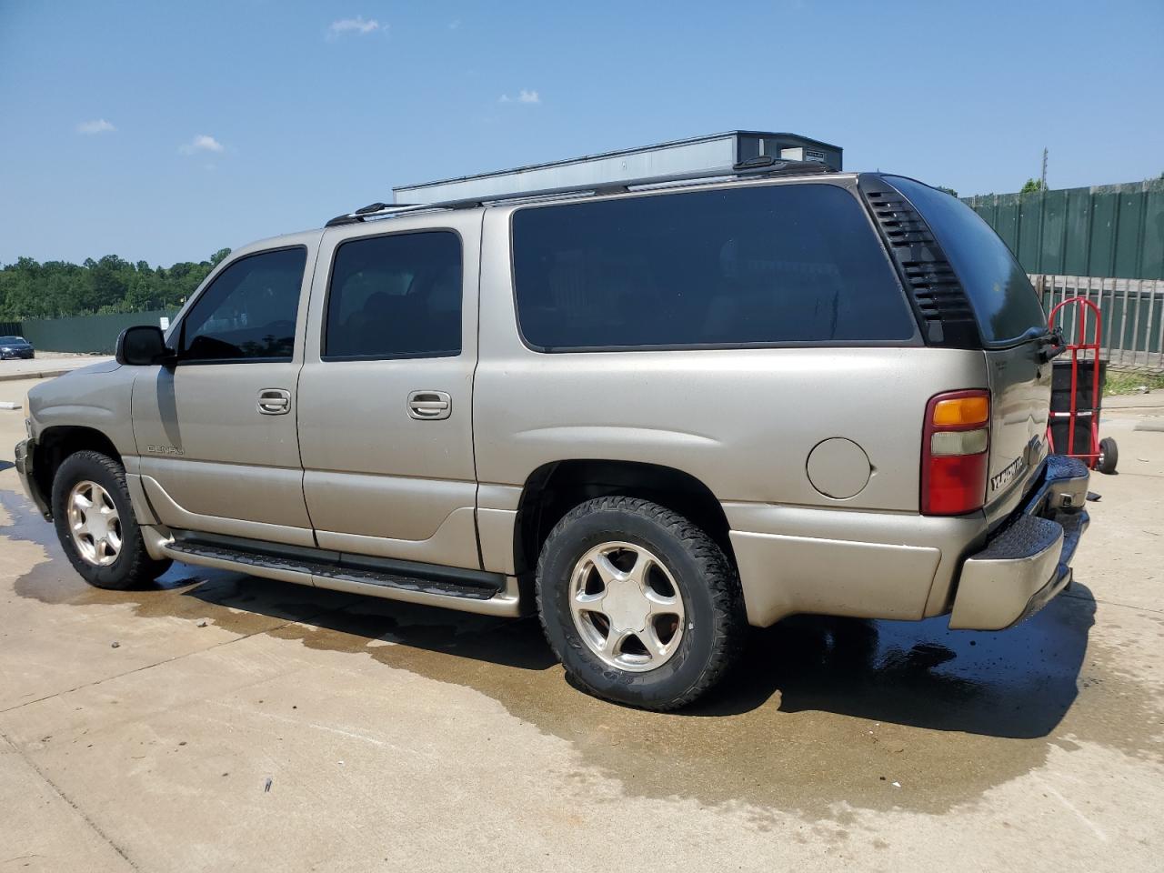 1gkfk66u82j310240 1GKFK66U82J310240 2002 GMC Denali Xl K1500