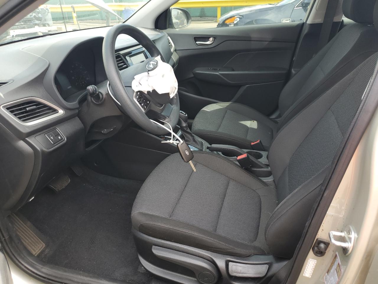 2020 Hyundai Accent Se VIN: 3KPC24A60LE121723 Lot: 65967125