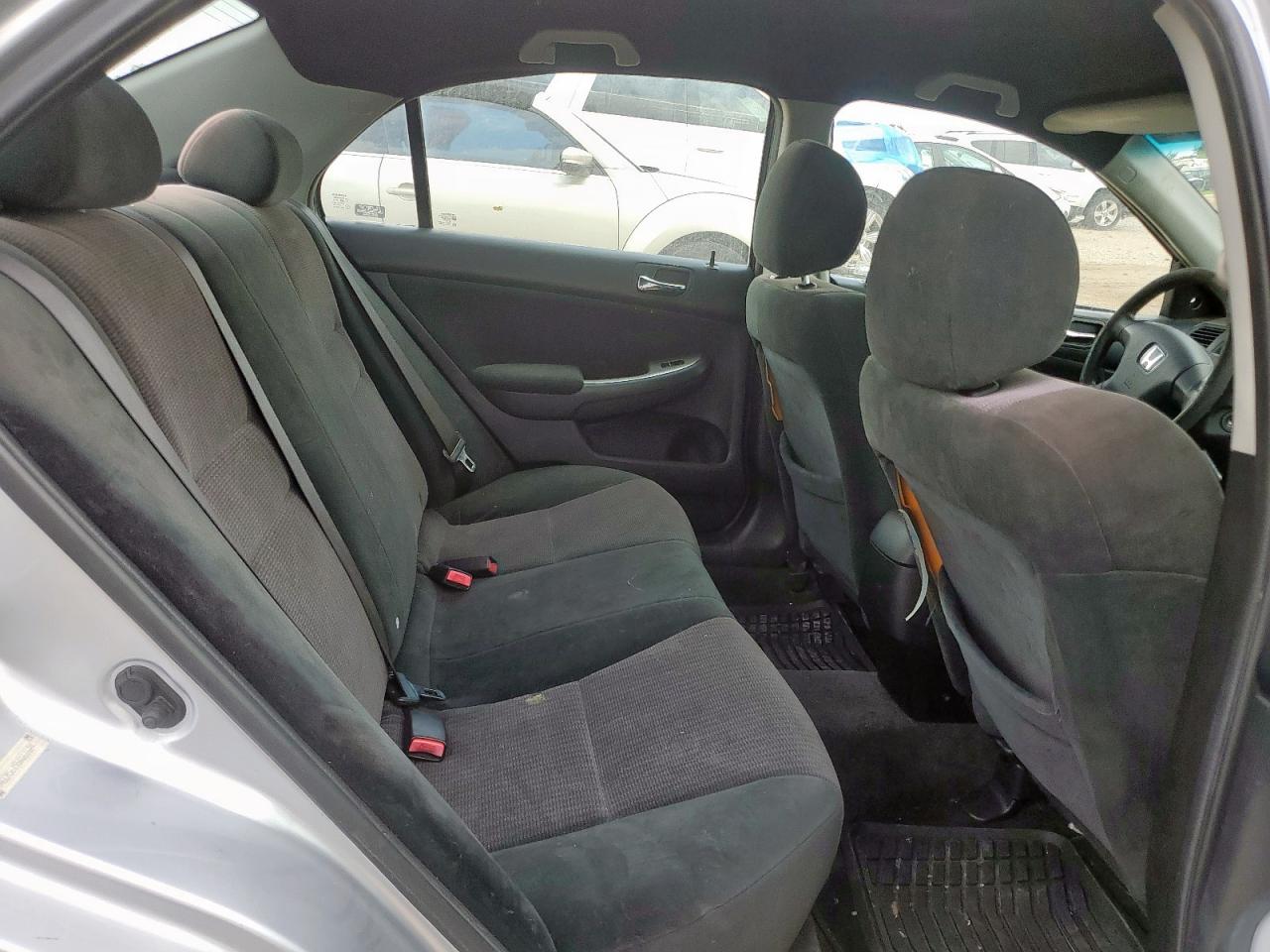 2005 Honda Accord Dx VIN: 1HGCM56155A161624 Lot: 64751865