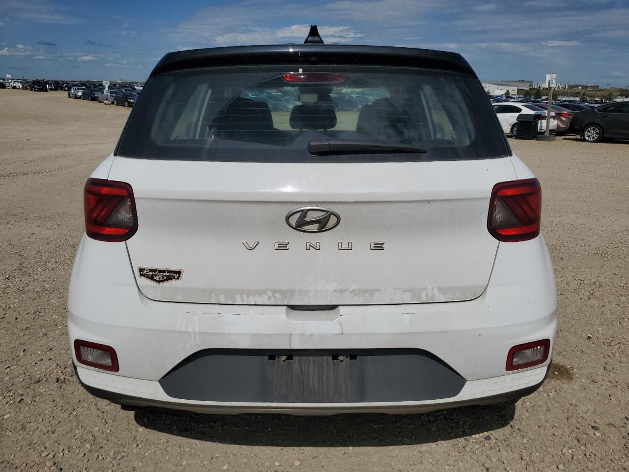 2021 Hyundai Venue Se VIN: KMHRB8A38MU114041 Lot: 63650795