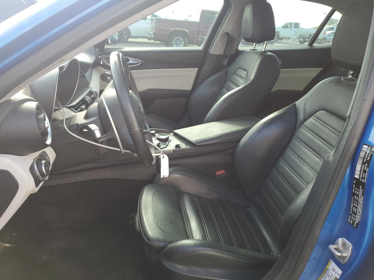 zarfaeen3j7565785 ZARFAEEN3J7565785 2018 Alfa Romeo Giulia Ti Q4