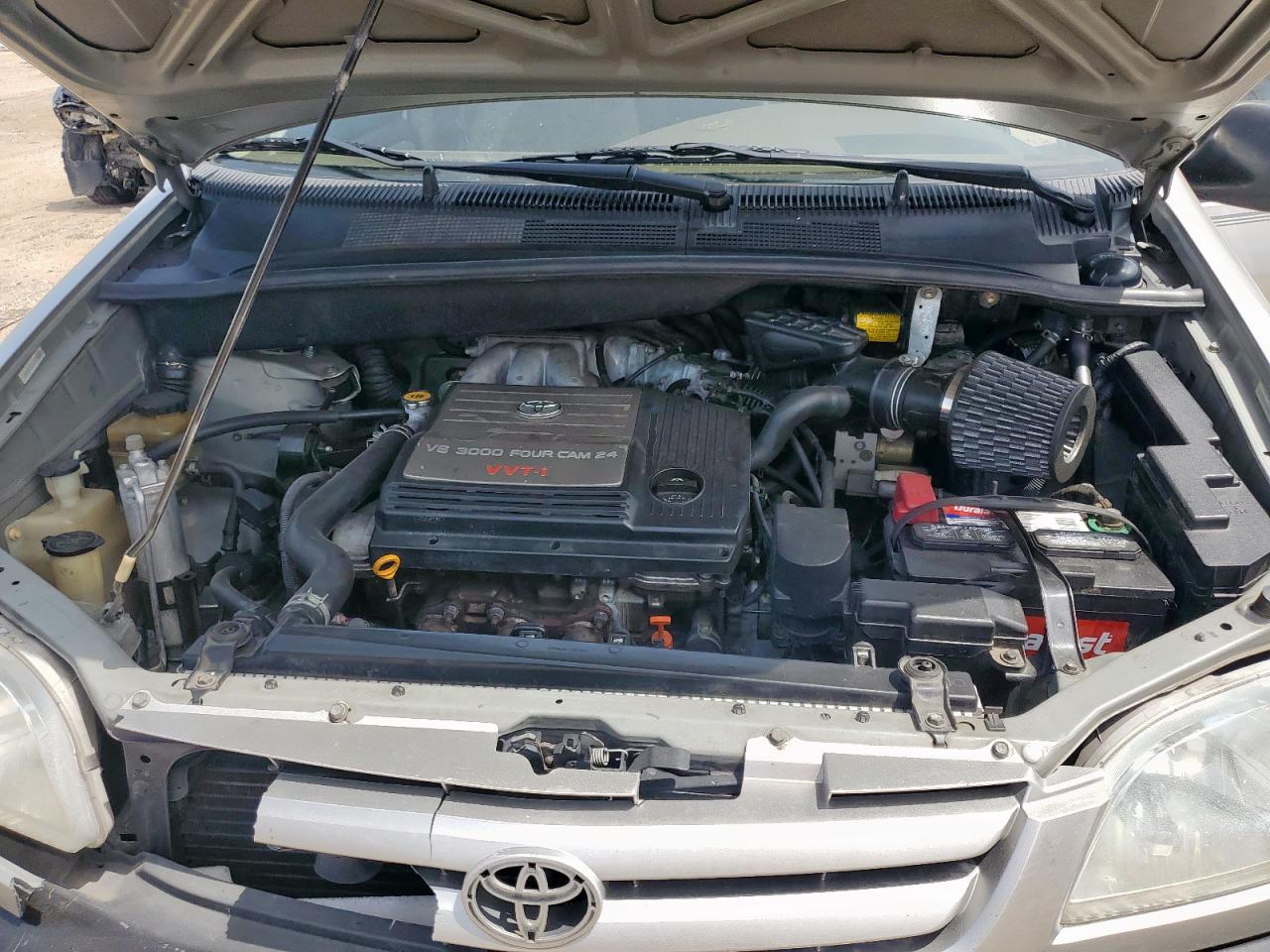 2001 Toyota Sienna Le VIN: 4T3ZF13C11U323567 Lot: 62585565