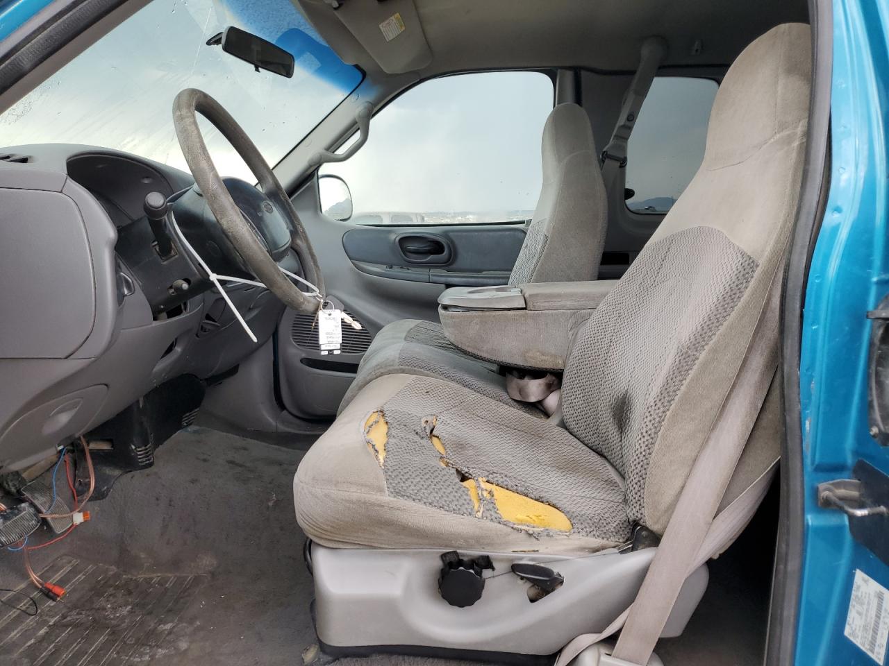 1999 Ford F150 VIN: 1FTRX18L3XKA56178 Lot: 63086035