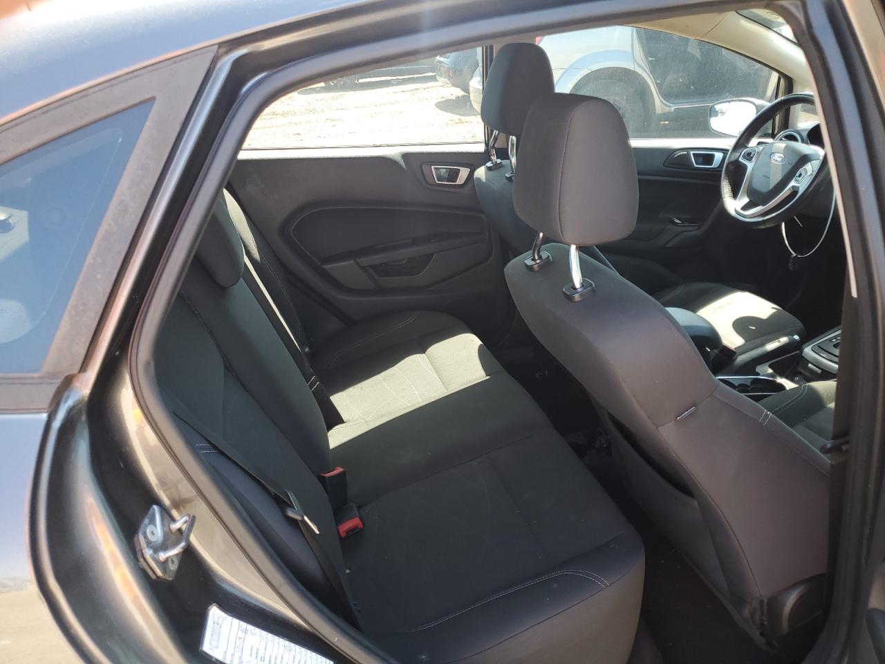 3FADP4BJ9GM133959 2016 Ford Fiesta Se