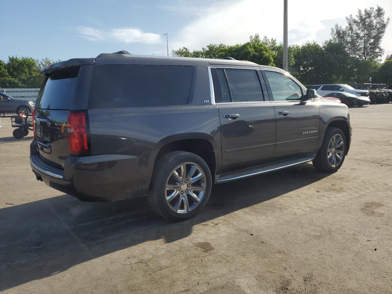 1gnskkkcxfr287171 1GNSKKKCXFR287171 2015 Chevrolet Suburban K1500 Ltz