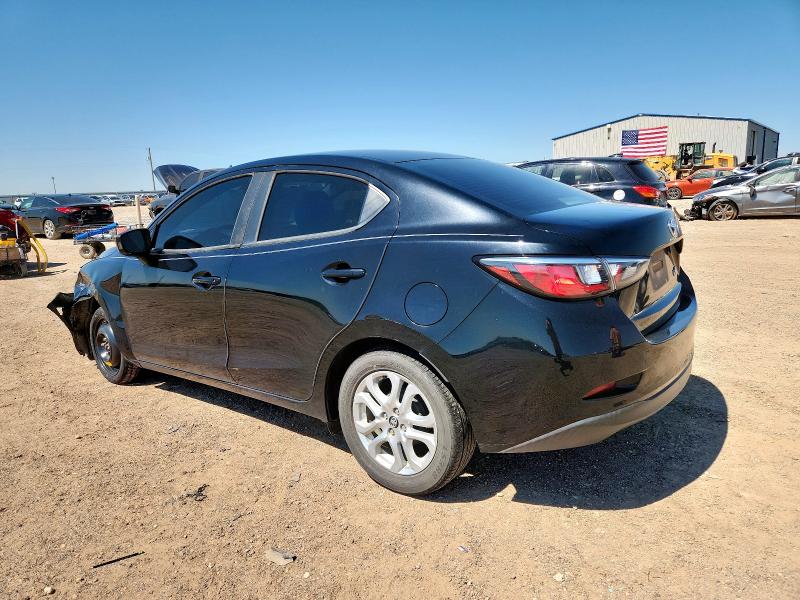  TOYOTA YARIS 2017 Czarny