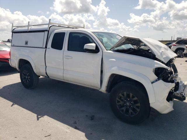  TOYOTA TACOMA 2021 Biały