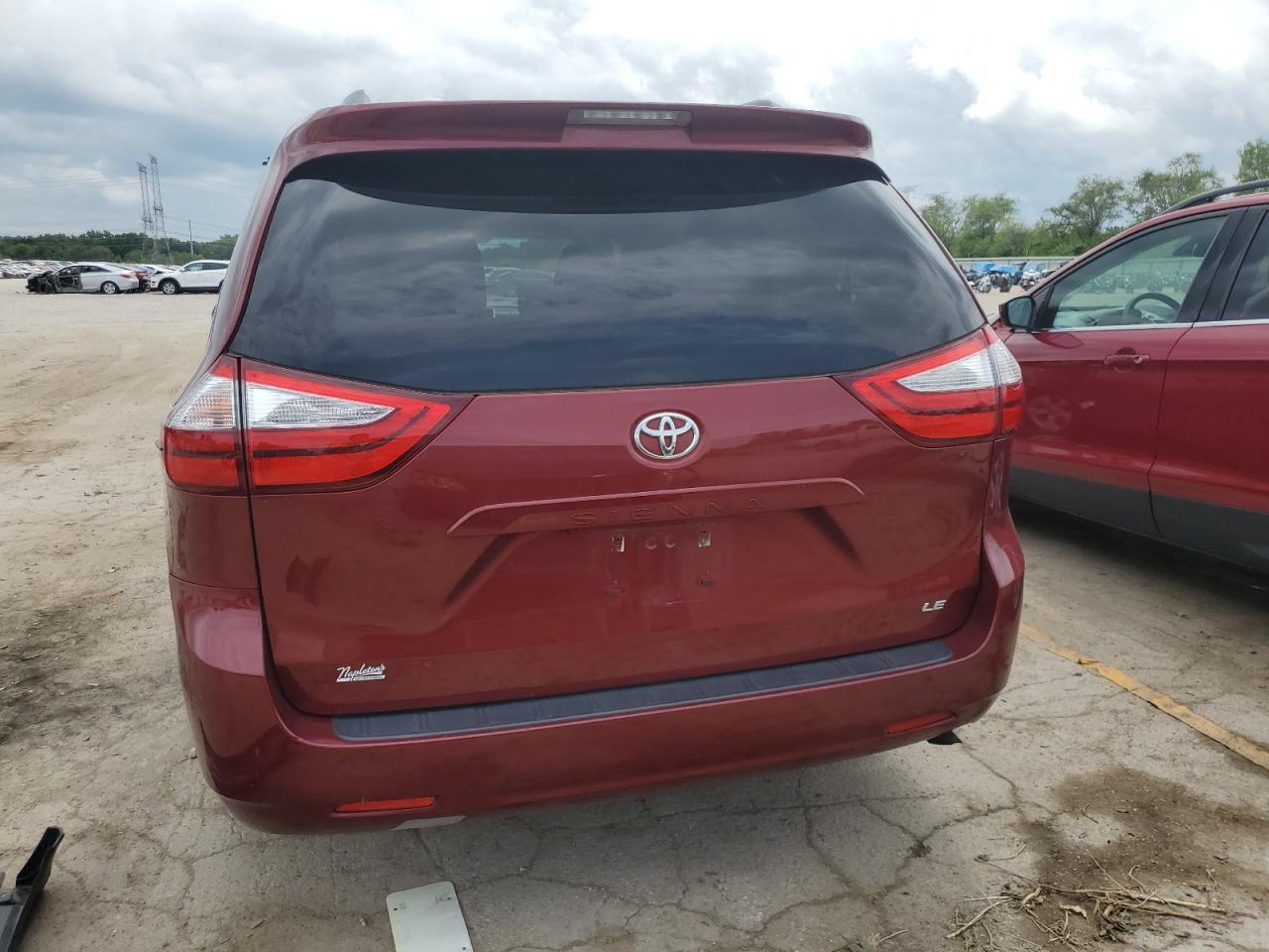 2015 Toyota Sienna Le VIN: 5TDKK3DCXFS656222 Lot: 64818755