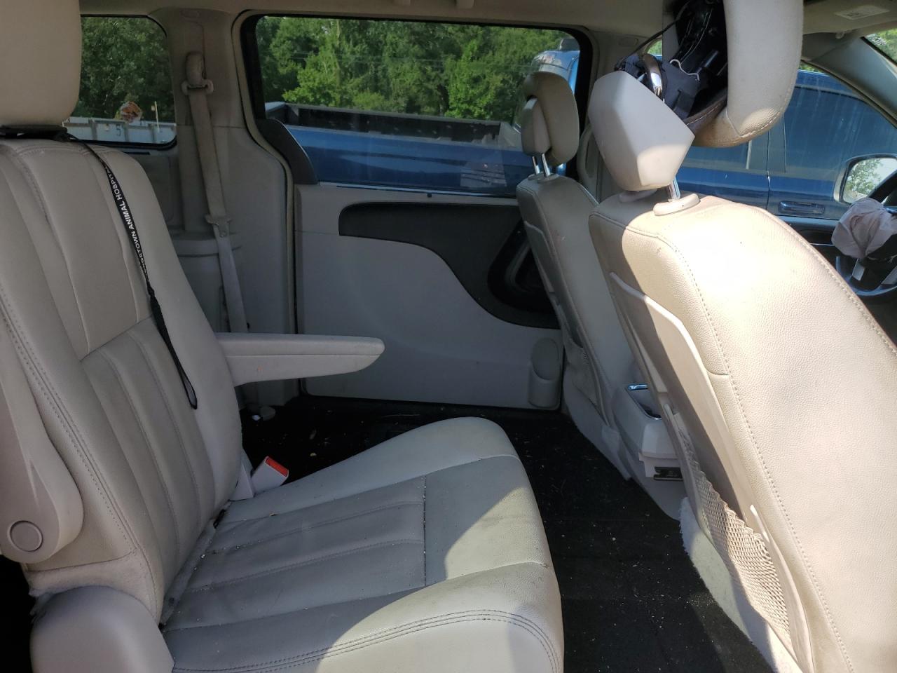 2016 Chrysler Town & Country Touring VIN: 2C4RC1BG2GR247521 Lot: 64022835