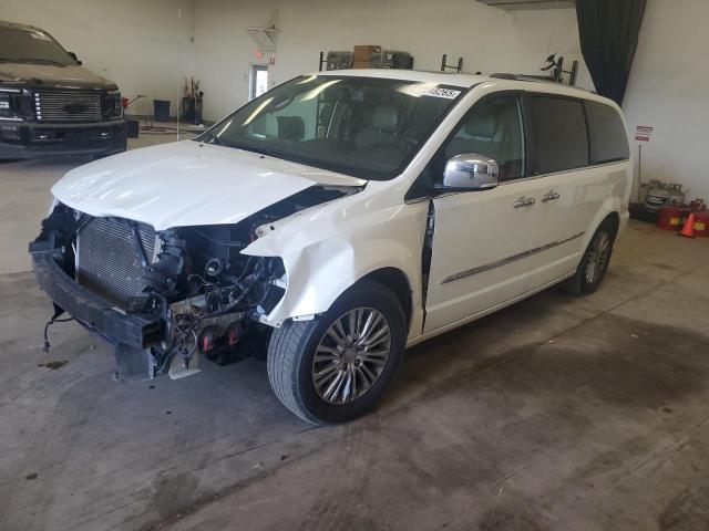  CHRYSLER MINIVAN 2013 White
