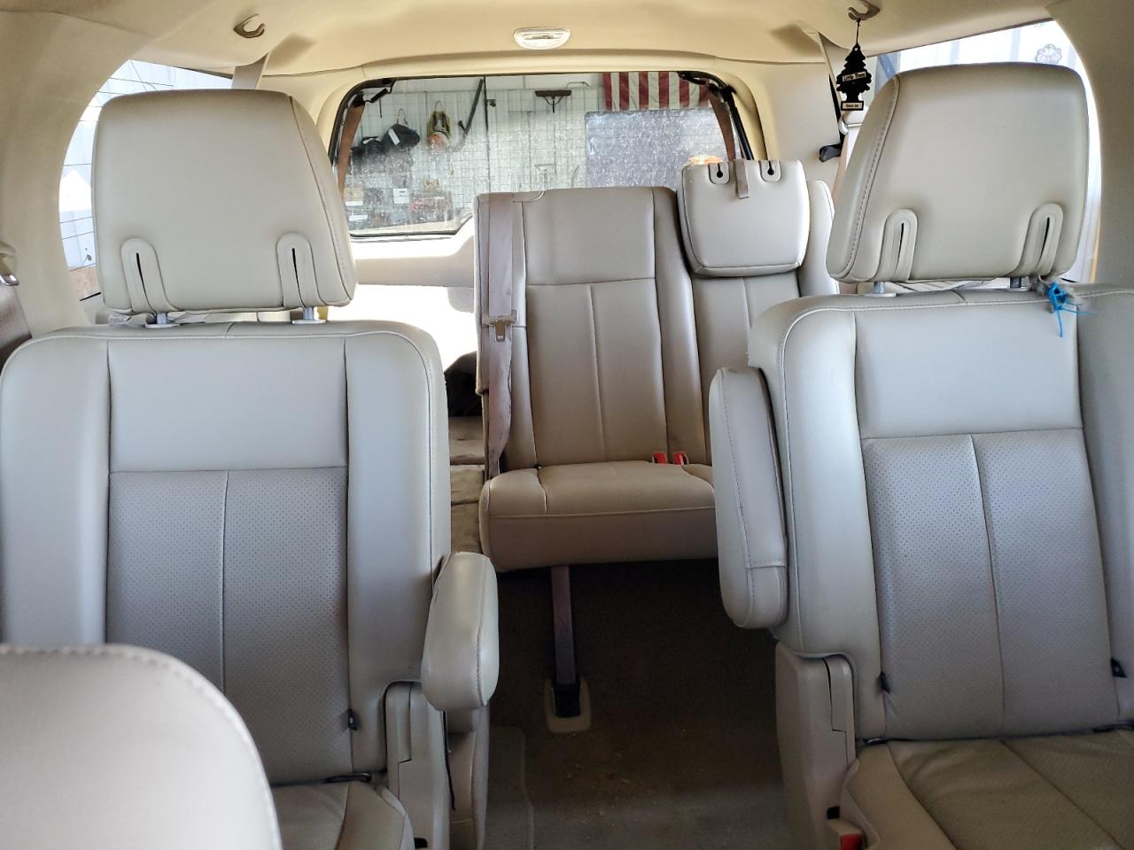 2014 Ford Expedition El Xlt VIN: 1FMJK1H51EEF10464 Lot: 64653695