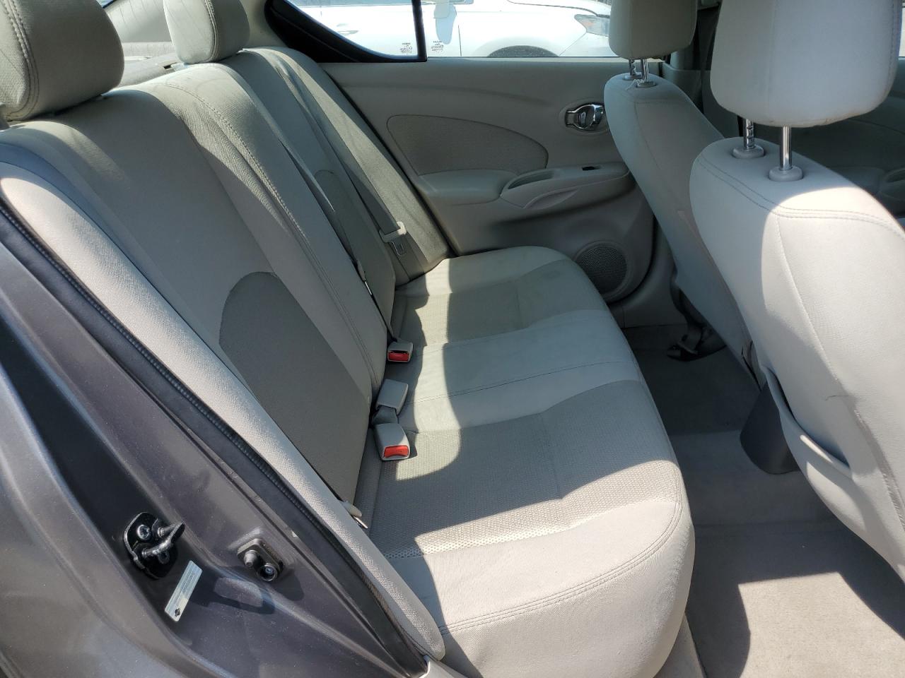 2016 Nissan Versa S VIN: 3N1CN7AP0GL803412 Lot: 64677645