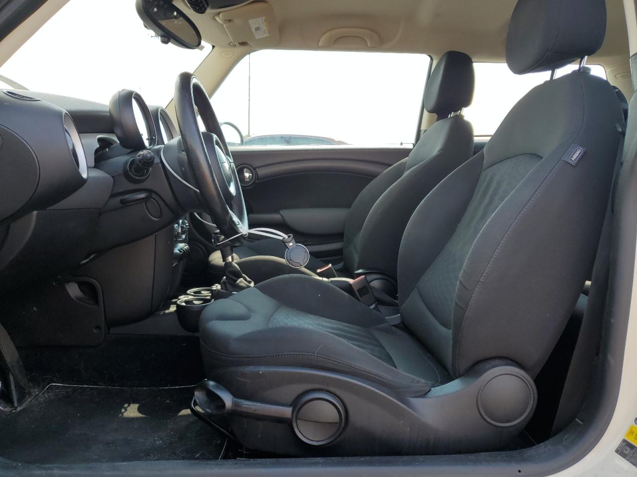 2011 Mini Cooper VIN: WMWSU3C50BT091260 Lot: 64849895