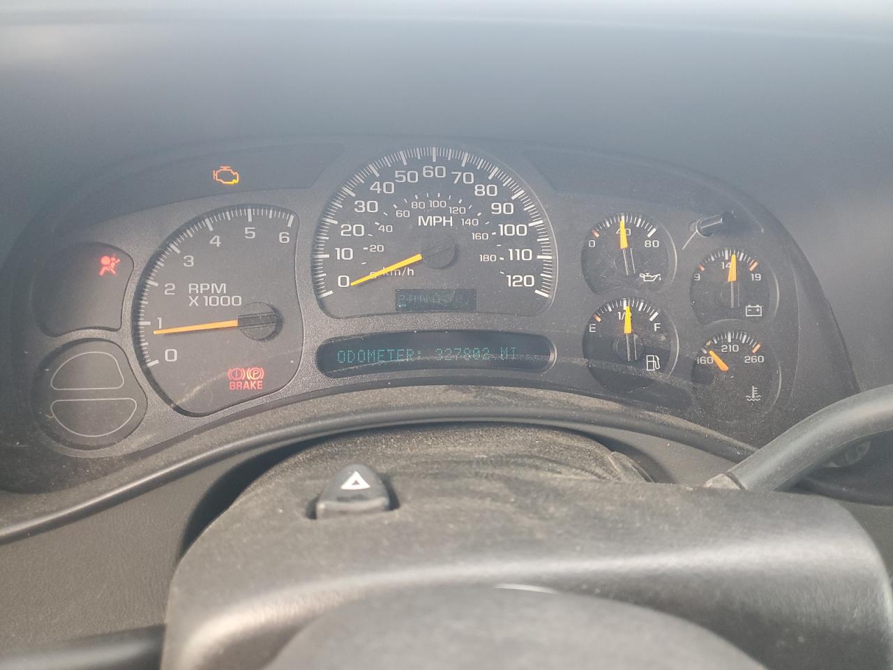 2004 Chevrolet Tahoe K1500 VIN: 1GNEK13Z74R319498 Lot: 64379095