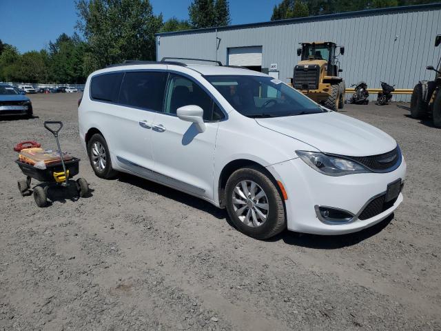 Minivans CHRYSLER PACIFICA 2017 Biały