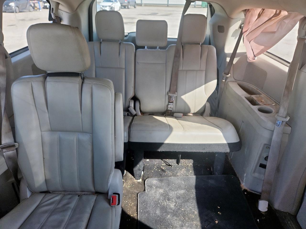 2013 Chrysler Town & Country Touring VIN: 2C4RC1BG5DR555066 Lot: 63382625