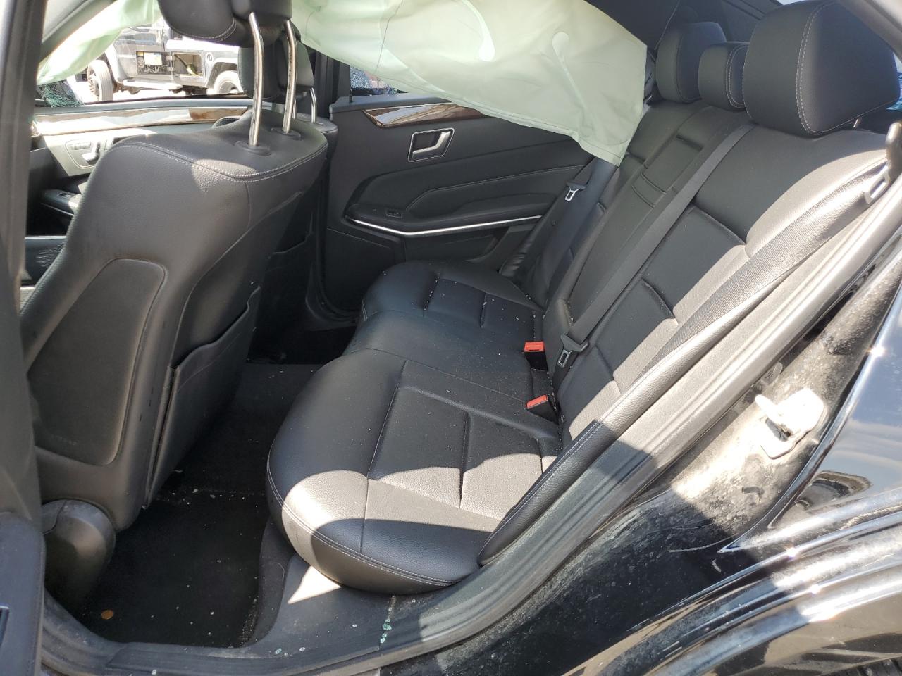 2014 Mercedes-Benz E 350 VIN: WDDHF5KB2EA921897 Lot: 63779075