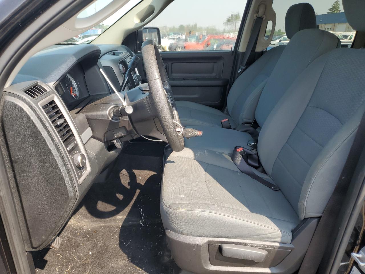 2016 Ram 1500 St VIN: 3C6RR6KT8GG171535 Lot: 63631835