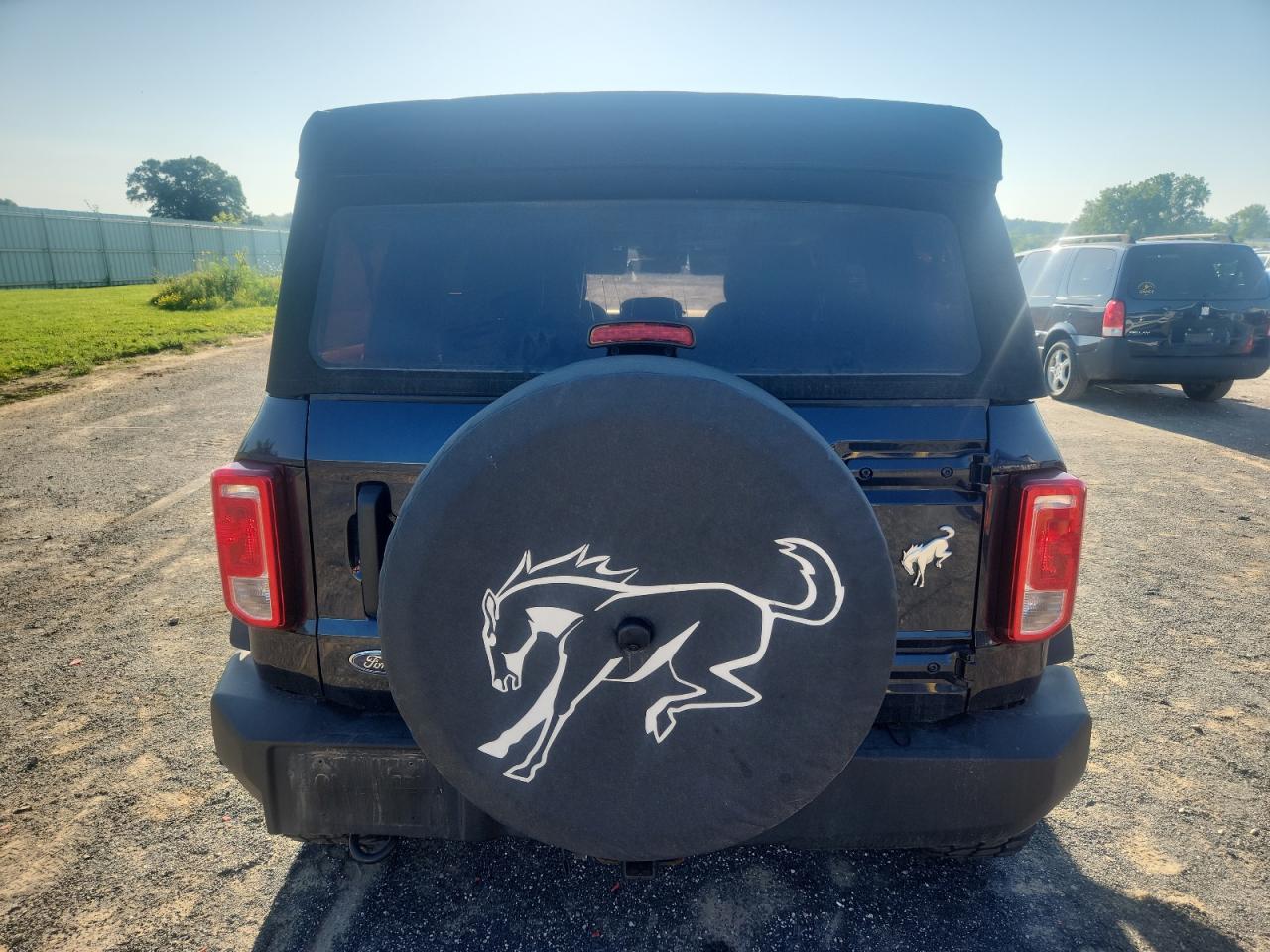 2021 Ford Bronco Base VIN: 1FMDE5BH8MLA96723 Lot: 63326545
