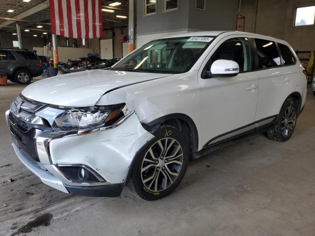  MITSUBISHI OUTLANDER 2018 Белы