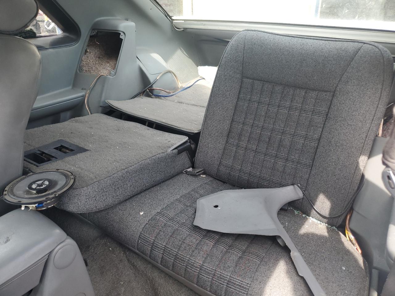 1989 Ford Mustang Lx VIN: 1FABP41E6KF250421 Lot: 63600115