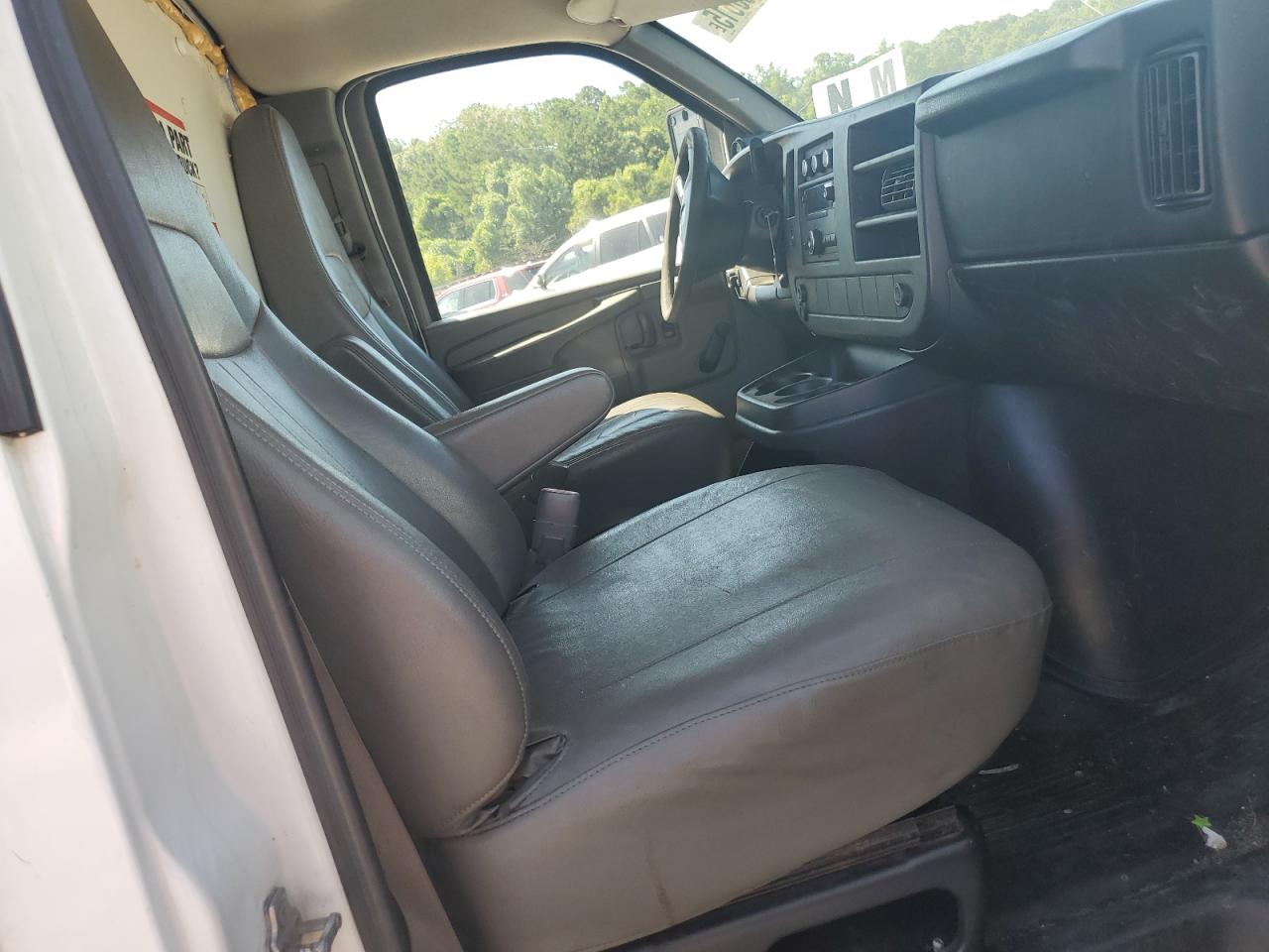 2011 GMC Savana Cutaway G3500 VIN: 1GDY72BA4B1903213 Lot: 64760615
