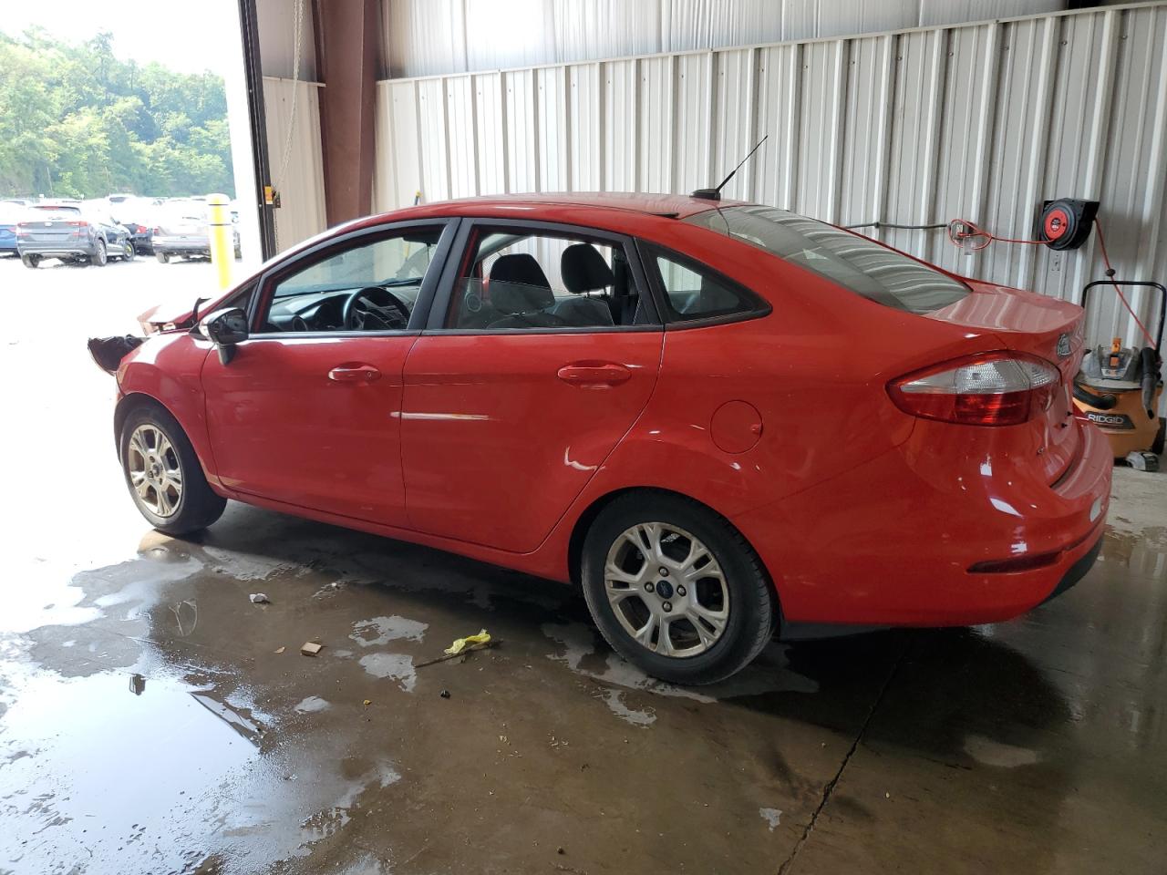 2015 Ford Fiesta Se red sedan gas 3FADP4BJ4FM204080 photo #3