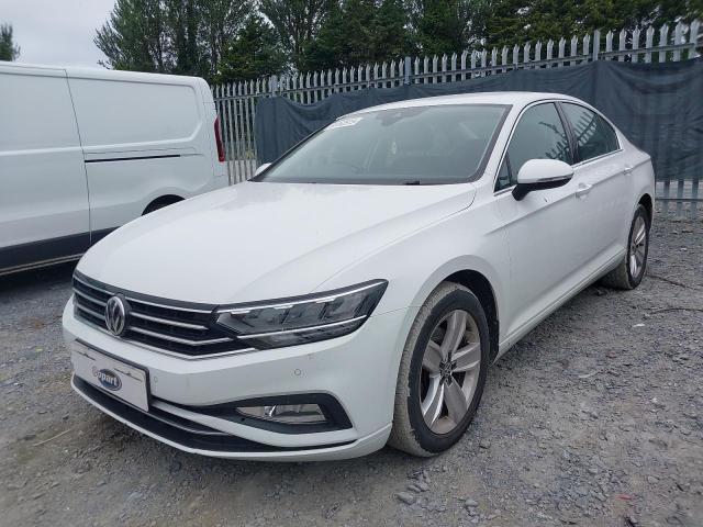 2019 VOLKSWAGEN PASSAT SE for sale at Copart BELFAST