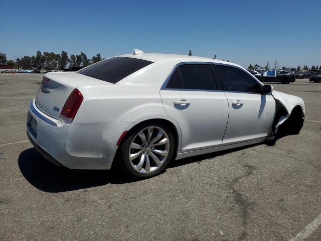  CHRYSLER 300 2019 White