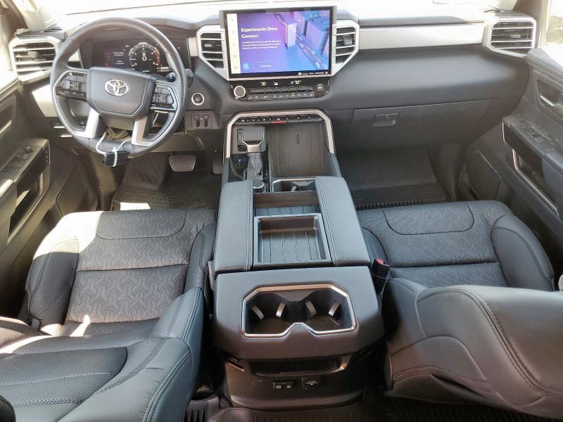  TOYOTA TUNDRA 2024 Серебристый