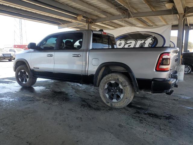  RAM 1500 2020 Srebrny