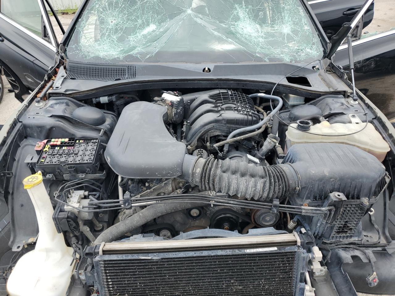 2017 Chrysler 300 Limited VIN: 2C3CCARG2HH544960 Lot: 64860145