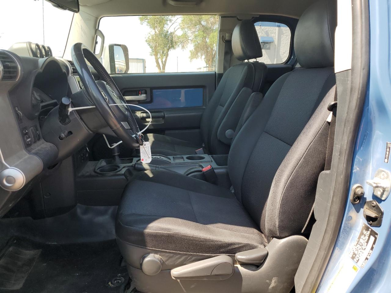2011 Toyota Fj Cruiser VIN: JTEBU4BF2BK110203 Lot: 63860355