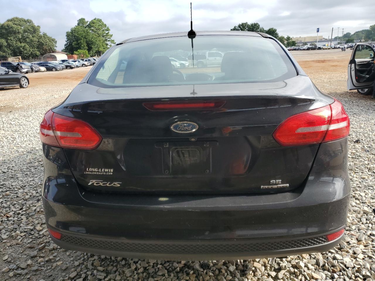 2015 Ford Focus Se VIN: 1FADP3F24FL227843 Lot: 63055035