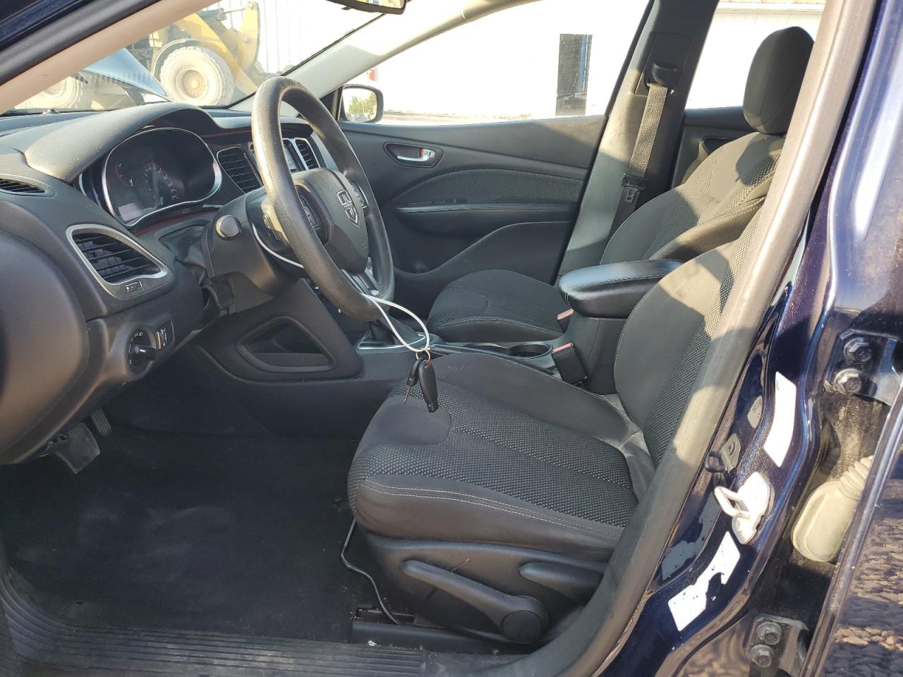 2015 Dodge Dart Sxt VIN: 1C3CDFBB8FD128513 Lot: 63078545