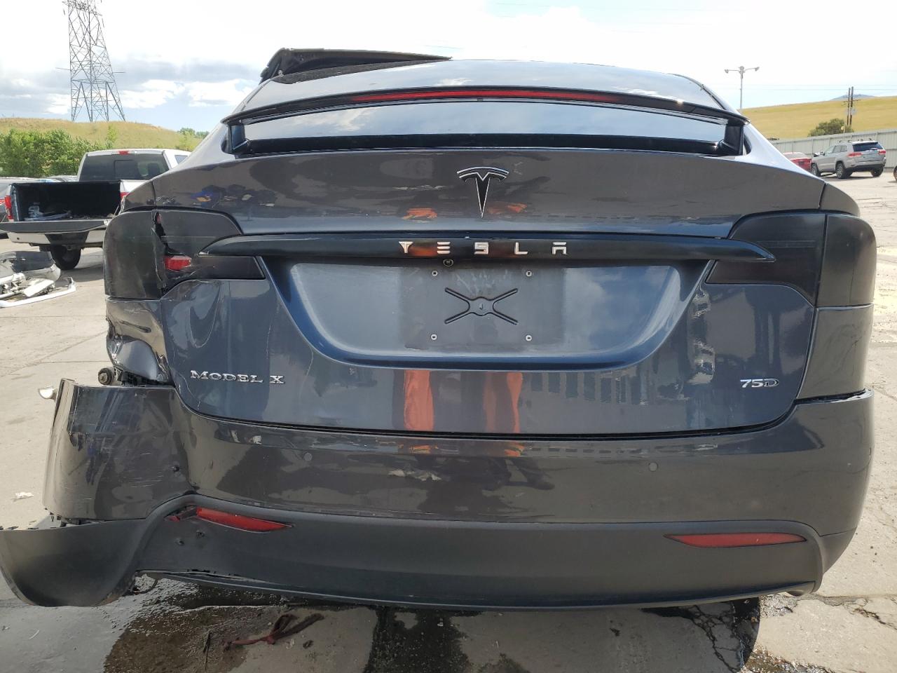 2018 Tesla Model X VIN: 5YJXCAE28JF103725 Lot: 63797385