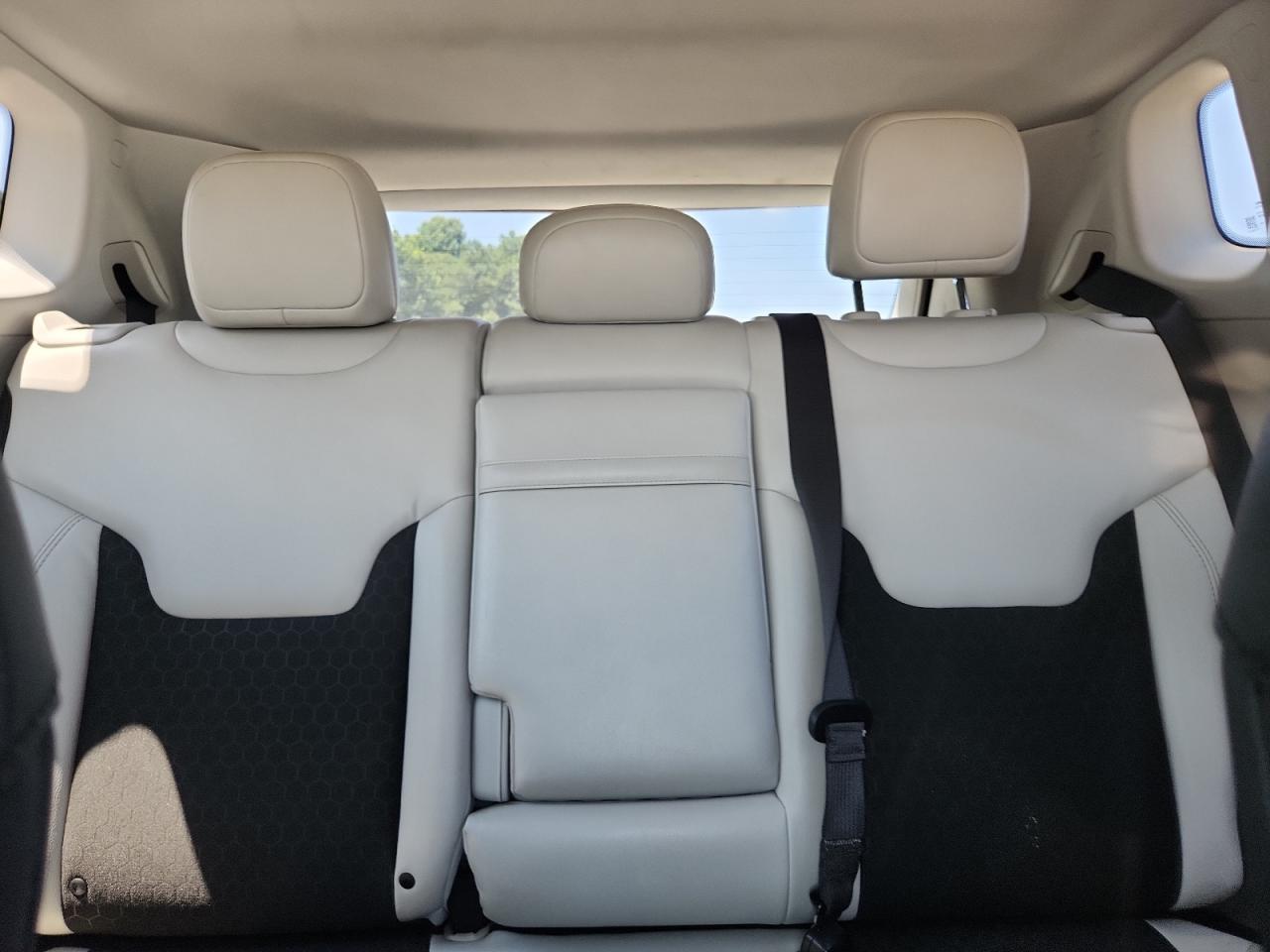 2019 Jeep Compass Latitude VIN: 3C4NJCBB7KT636407 Lot: 64119685