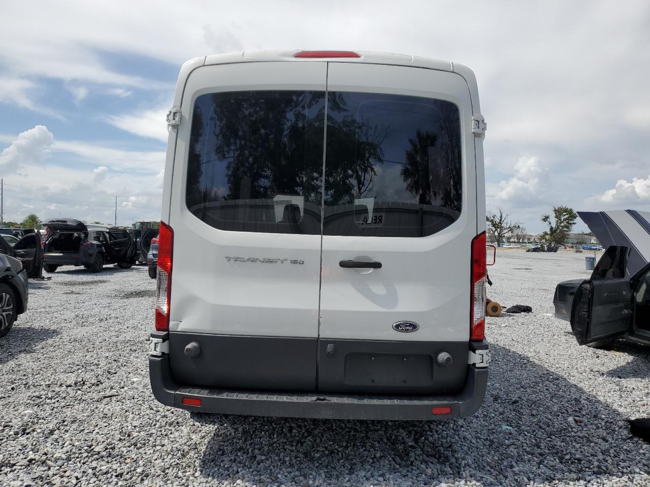 1FTYE2CM6GKA21464 FORD TRANSIT 2016