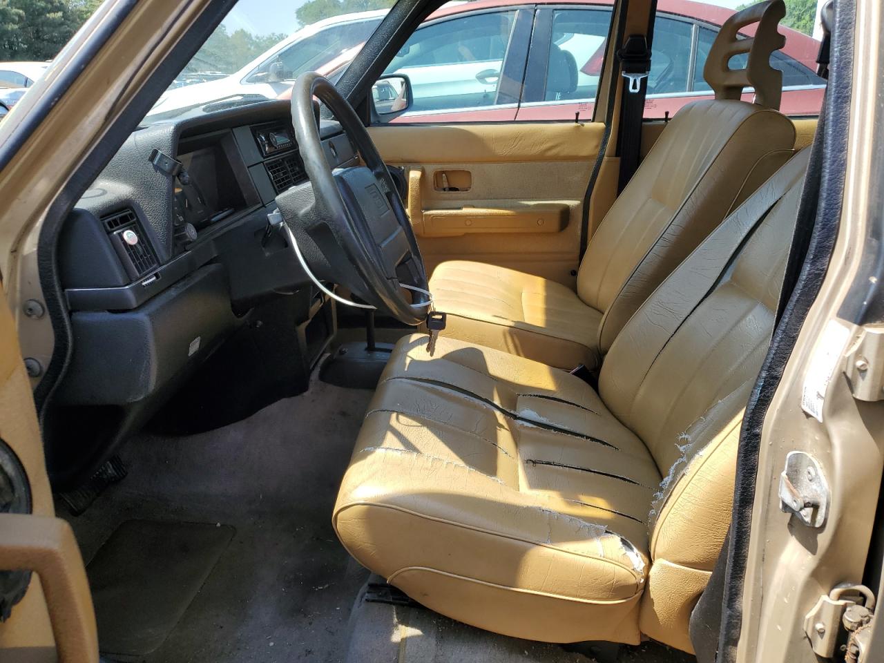 1993 Volvo 240 VIN: YV1AW8809P1948899 Lot: 62819625