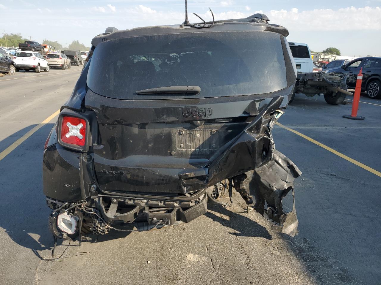 2023 Jeep Renegade Latitude VIN: ZACNJDB17PPP44597 Lot: 64391145