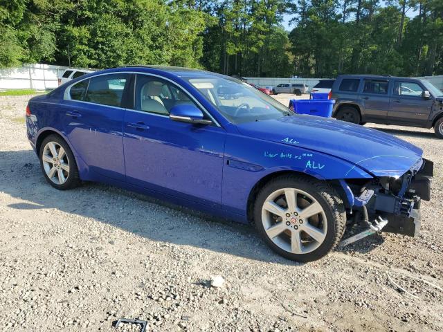  JAGUAR XE 2018 Синий