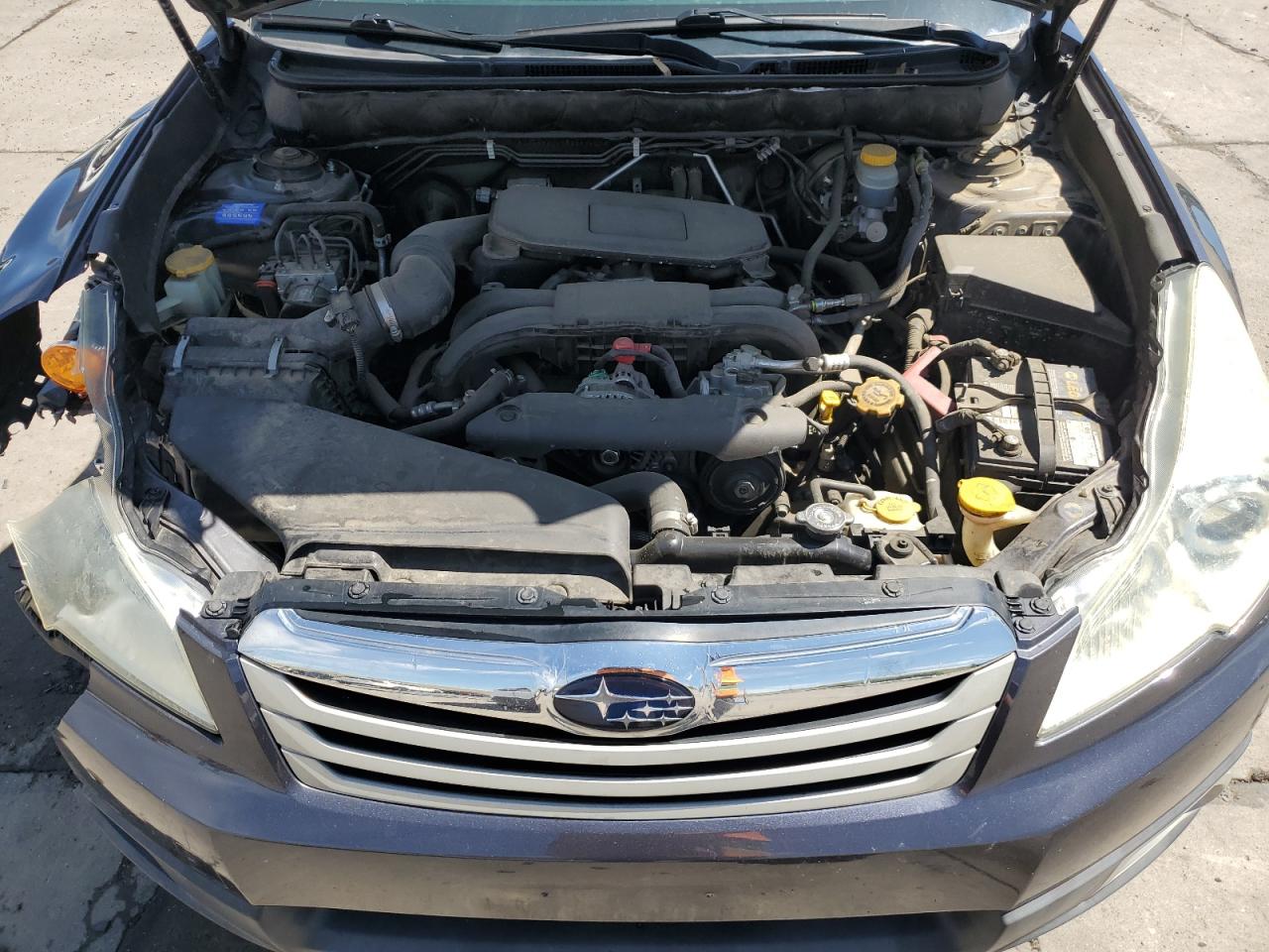 2011 Subaru Outback 2.5I Premium VIN: 4S4BRBCC3B3310401 Lot: 63431455