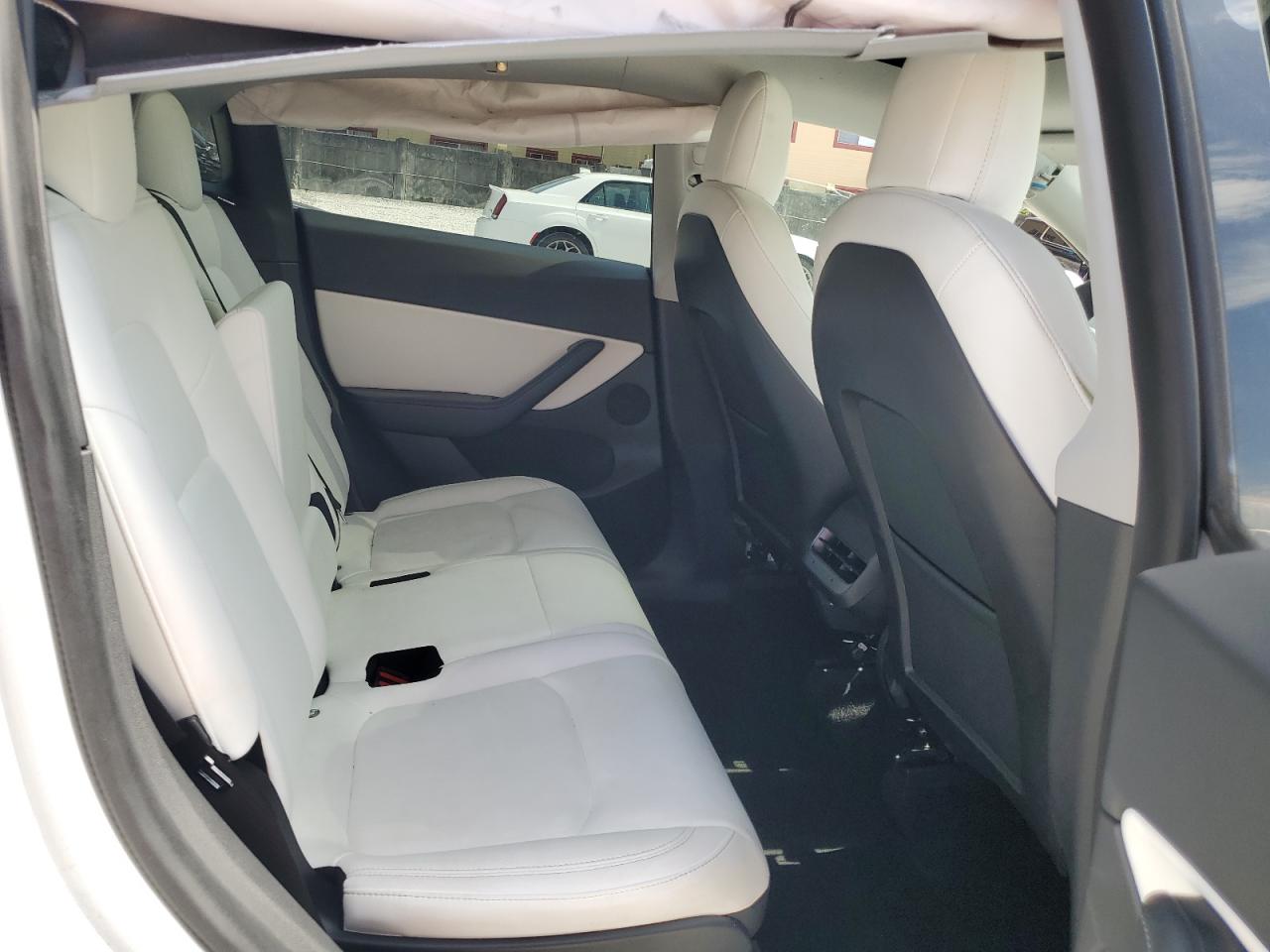 2021 Tesla Model Y VIN: 5YJYGAEE2MF187287 Lot: 65801225
