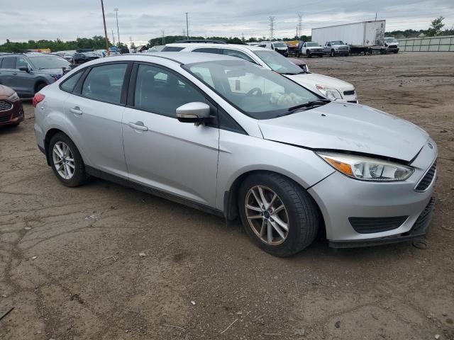  FORD FOCUS 2015 Srebrny