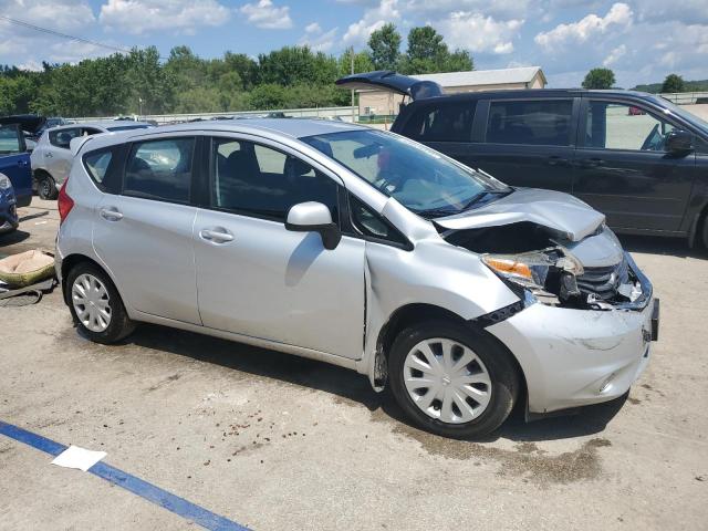  NISSAN VERSA 2014 Srebrny