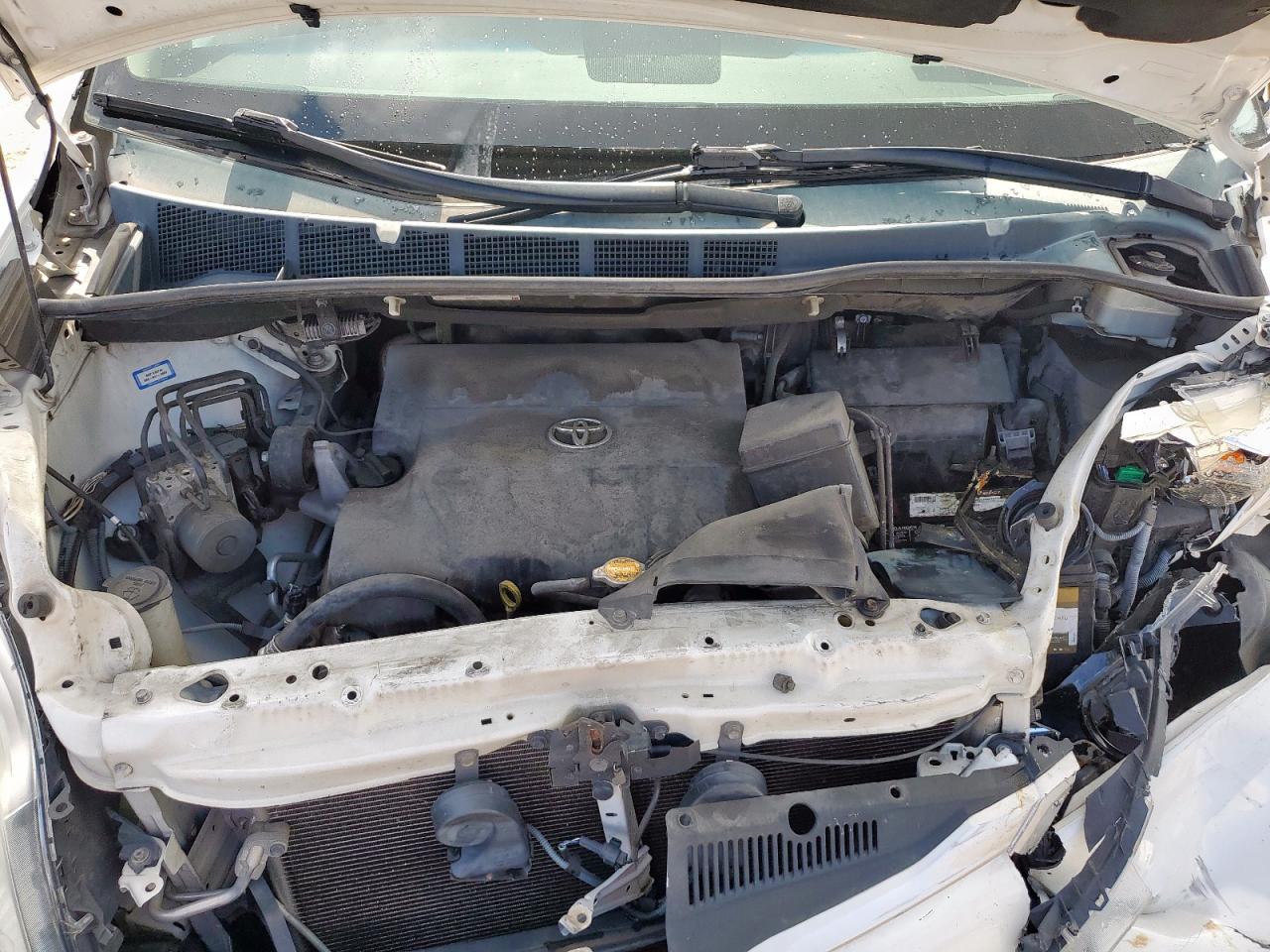 2013 Toyota Sienna Xle VIN: 5TDYK3DC8DS345377 Lot: 63834605
