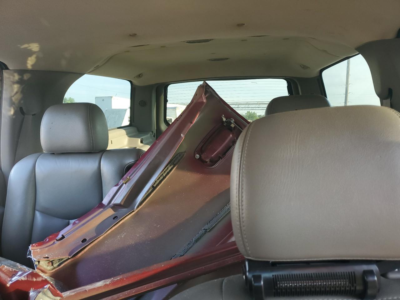 2005 Chevrolet Suburban K2500 VIN: 3GNGK26U25G187797 Lot: 65916375