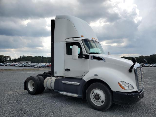 2016 Kenworth T680 Semi Truck