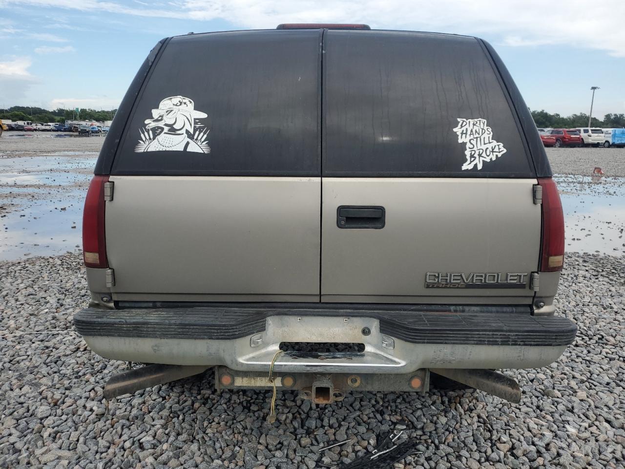 1999 Chevrolet Tahoe C1500 VIN: 1GNEC13R0XJ497169 Lot: 64931085
